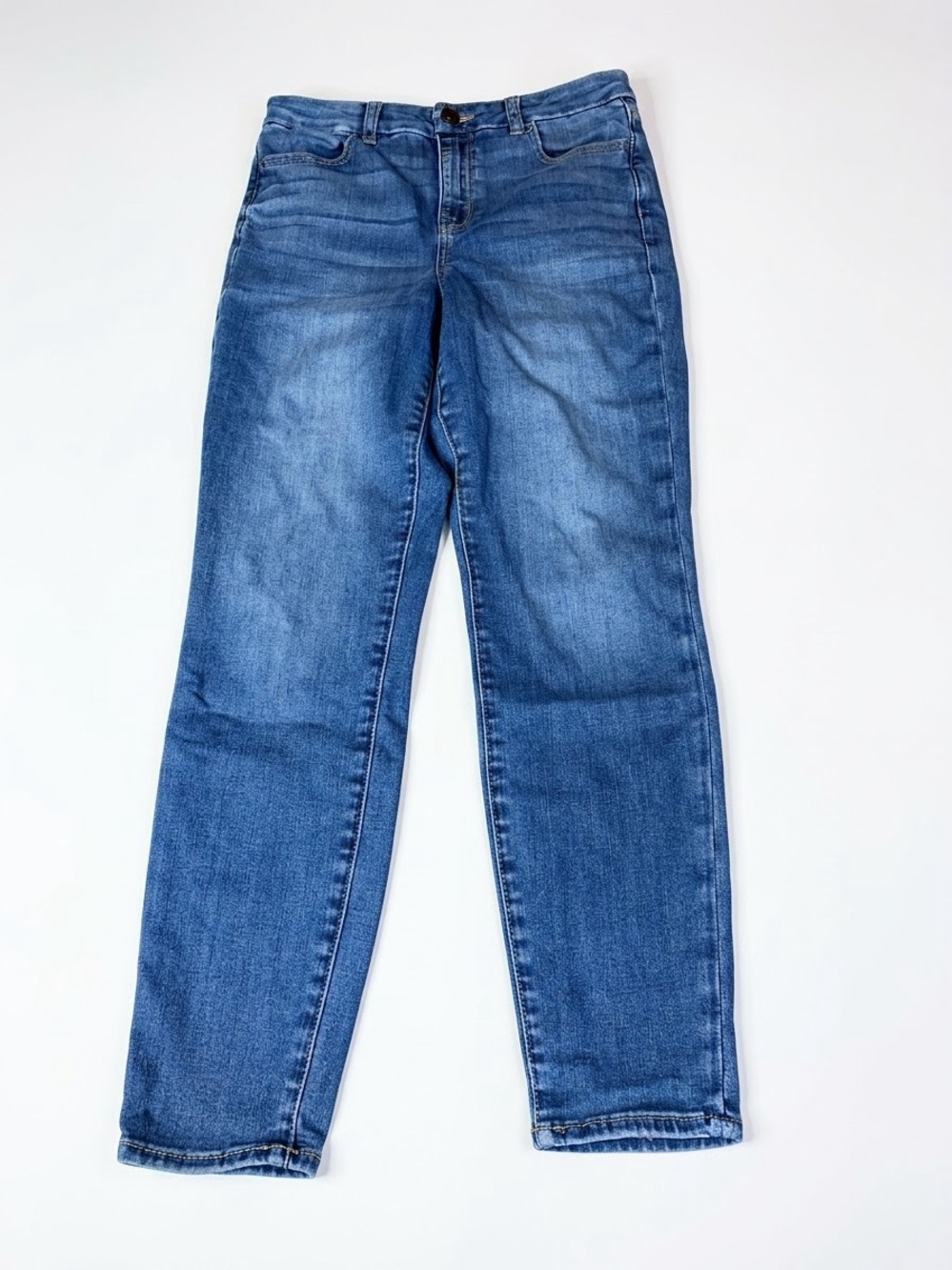 AMERICAN EAGLE Next Level Stretch Medium Wash Straight Leg Jeans Size 10 Regular
